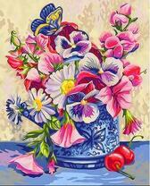 Цветочки, вишни и бабочка